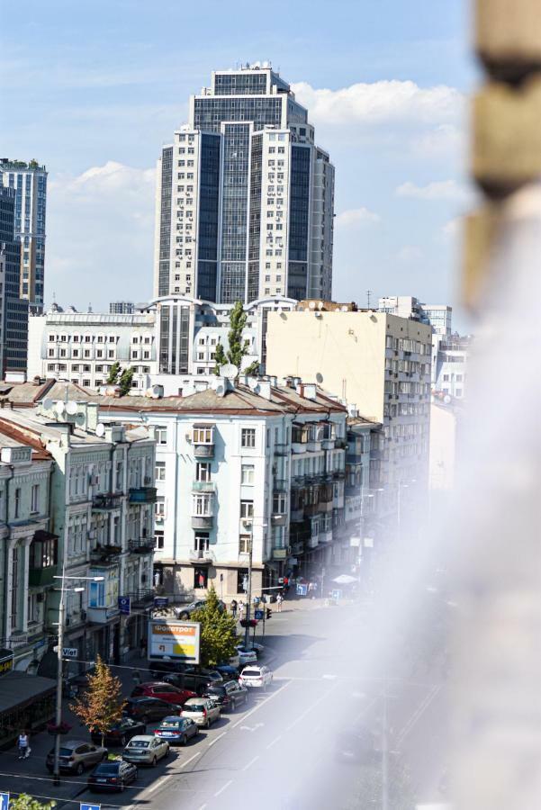 Freedom Apartments In City Center Киев Экстерьер фото